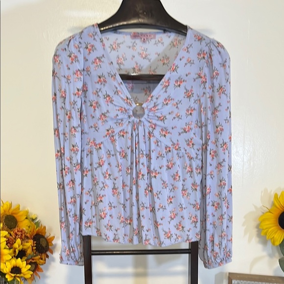 Crave Fame Blue and Orange Puff Sleeve Relaxed Top - Picture 1 of 5